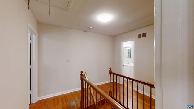 Building Photo - 1708 Solomon Rd