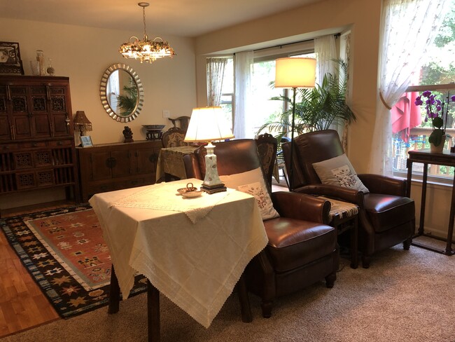 Foto del edificio - 59635 Twin Pines Dr