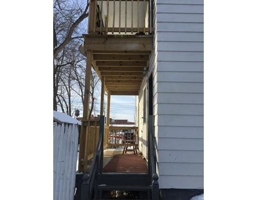 Building Photo - 73 Fairview Ave