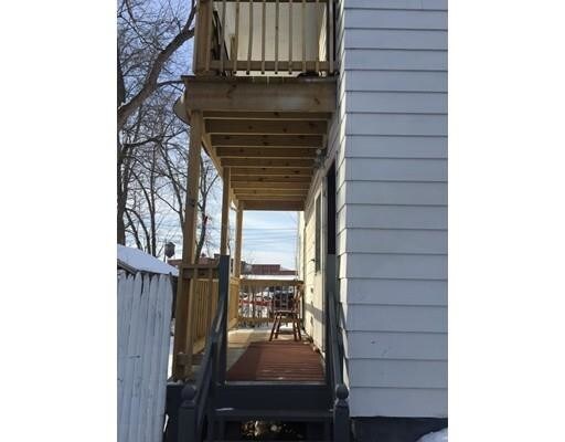 Foto del edificio - 73 Fairview Ave