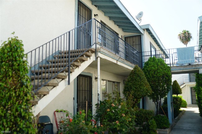 Foto del edificio - 10203 Ruoff Ave