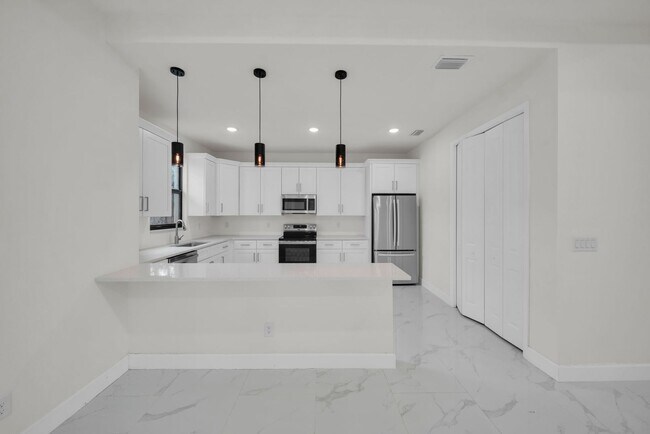 Foto del edificio - Be the first in occupy this 2026 constructed home in the city of Port Charlotte FL! Qualify for a...