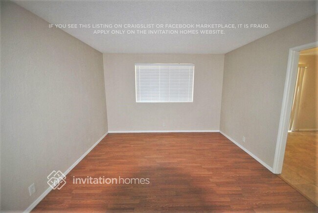 Building Photo - 18528 E Duell St
