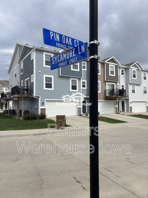 Foto del edificio - 231 Pin Oak Ct
