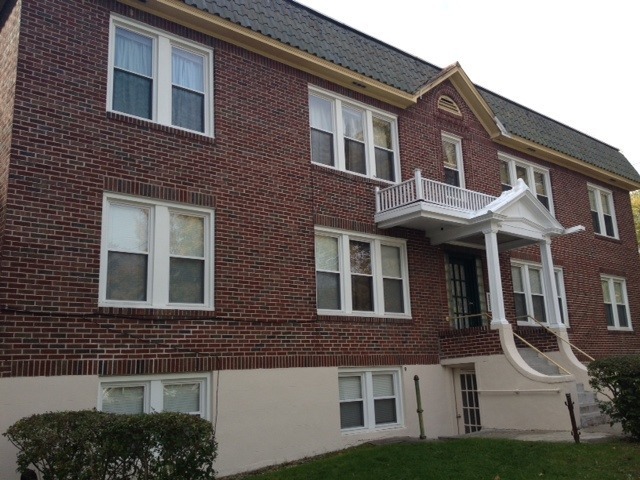 Building Photo - Chestnut Street Apartments