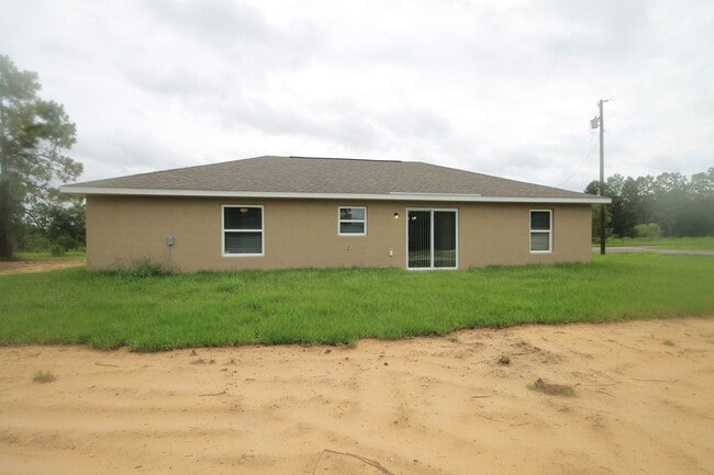 Building Photo - BEAUTIFUL 3 Bedroom, 2 Bathroom Home in Oc...