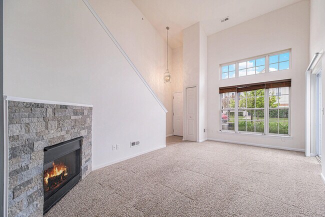 Foto del edificio - 8104 Addington Dr