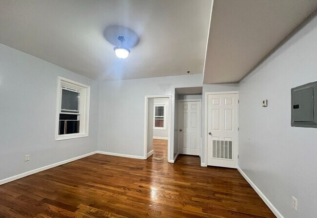 Foto del edificio - 224 3rd St