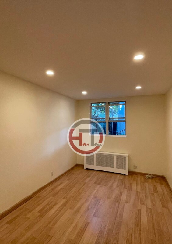 2874 Roberts Ave, The Bronx, NY 10461 House Rental in The Bronx, NY