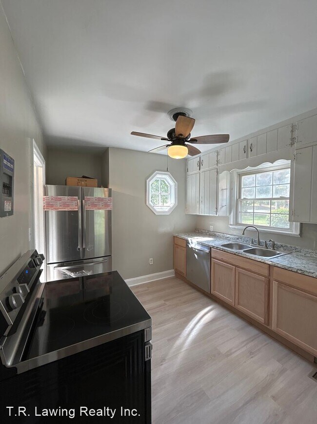 Foto del edificio - 2 br, 1 bath House - 2444 Greenland Avenue