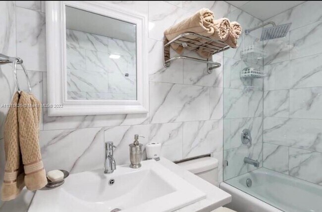 3427 Galt Ocean Dr Unit Left photo'