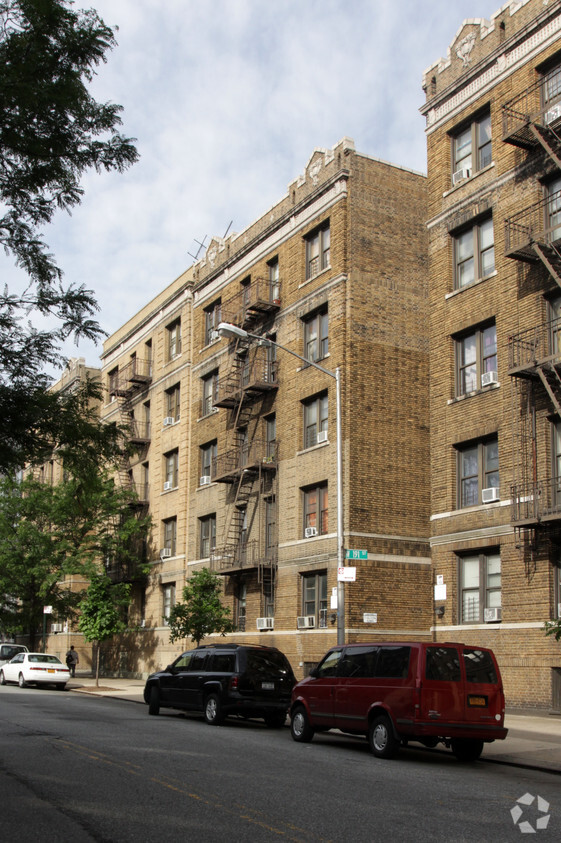Primary Photo - 358 Wadsworth Ave