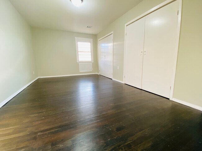 Foto del edificio - 66 Lincoln Plz