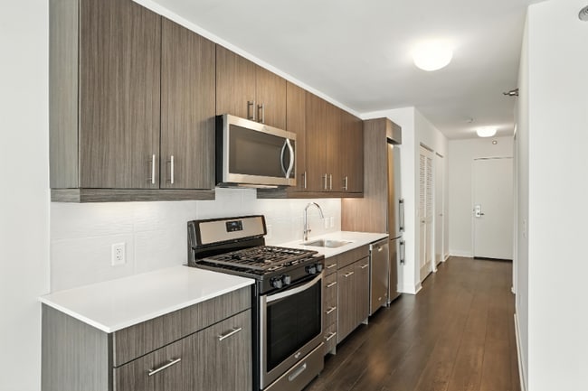 Foto del edificio - 7 N State St