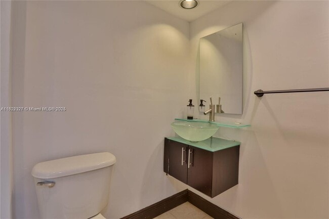 Foto del edificio - 10700 SW 108th Ave