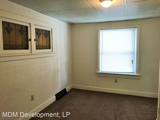 Building Photo - 5 br, 2 bath House - 3331 Niagara Street