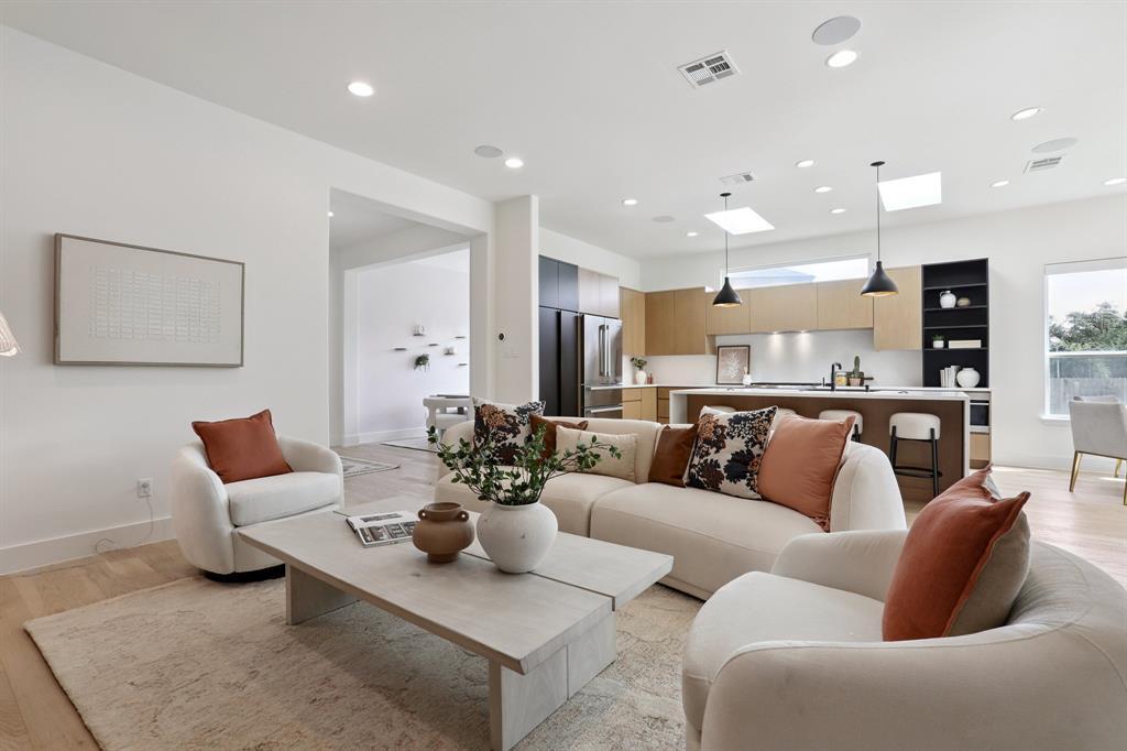 Foto principal - 4025 Lazy River Bend