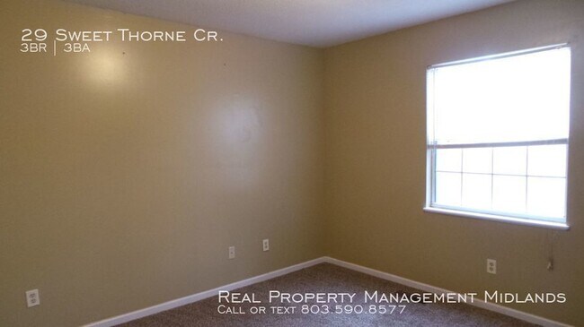 Building Photo - Lovely Split-level Home in Irmo! Apply Now!