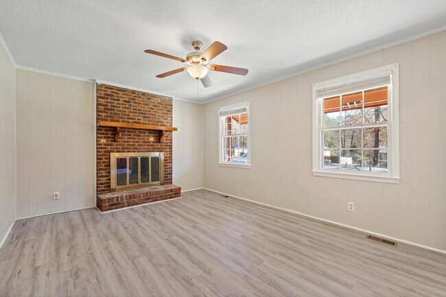 Building Photo - Single Family Ranch in Garner: Available Now