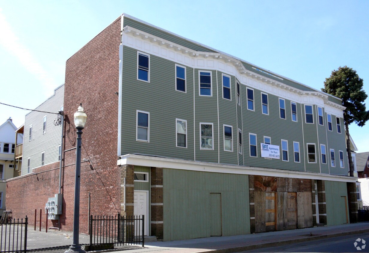 Primary Photo - 1406-1410 Stratford Ave