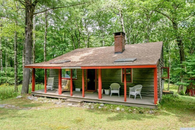 Building Photo - 19 Dullaghan Rd