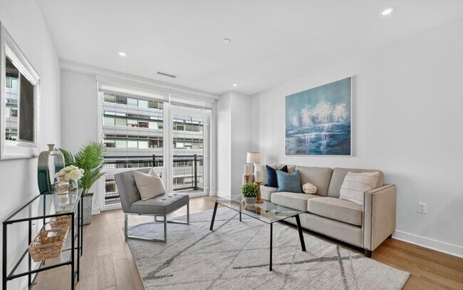 Foto del edificio - 37 L St SE