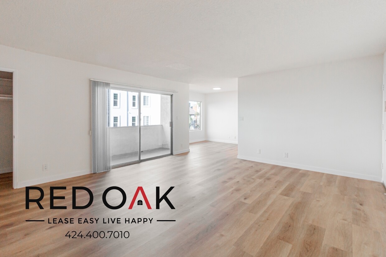 Foto principal - 319 S Clark Dr