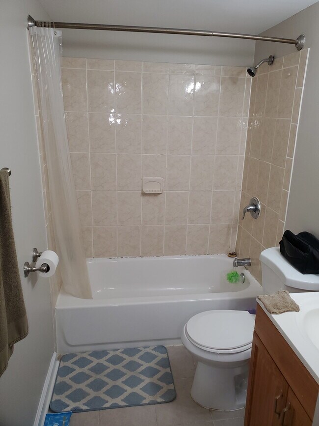 Building Photo - 4313 Americana Dr