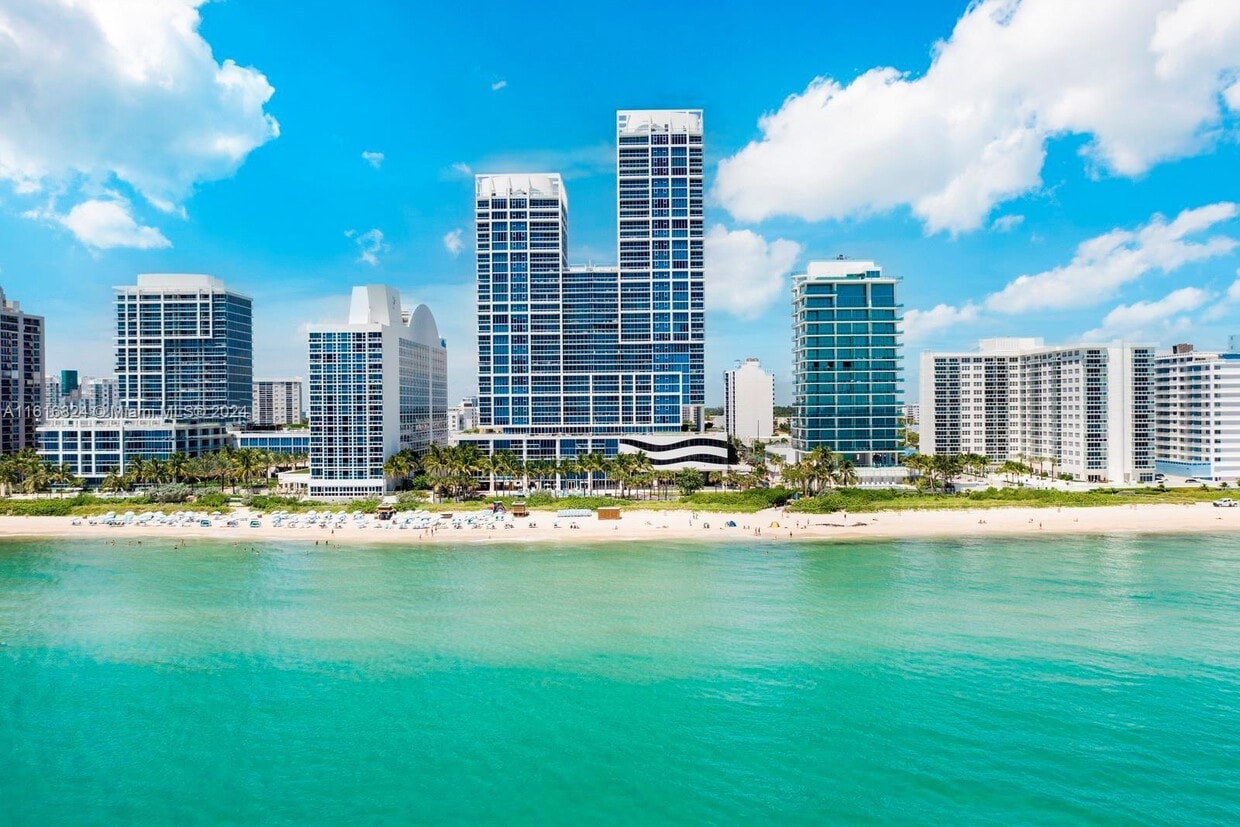 Primary Photo - 6899 Collins Ave