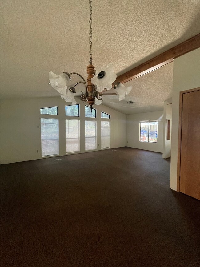 Building Photo - 1500 Granite Shadows Dr