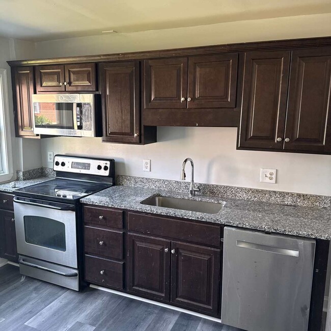 Photo - 1107 Harwall Rd Townhome