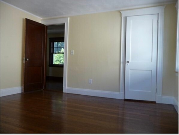 Building Photo - 65 Tyndale St