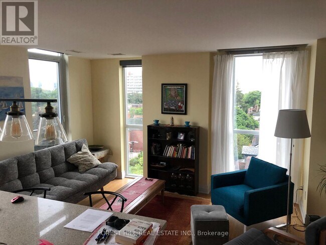 Photo du bâtiment - 270 Rushton Rd