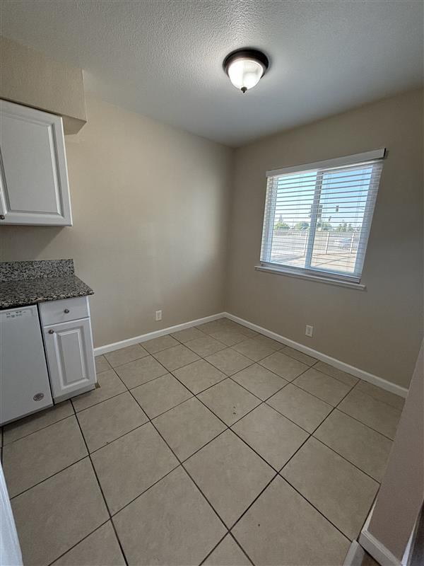 Building Photo - 4518 E Fountain Way