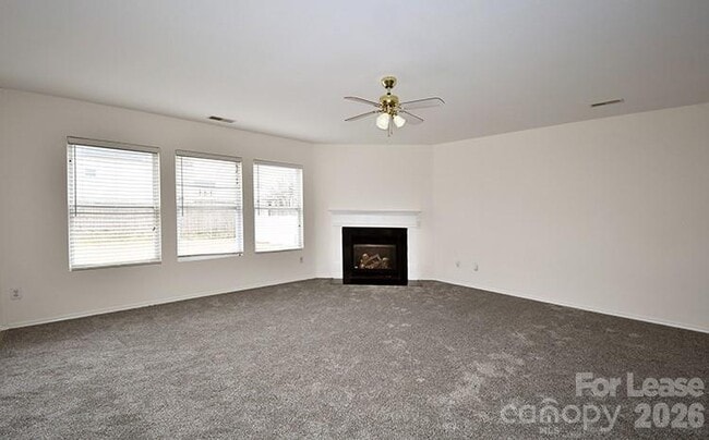 Foto del edificio - 8629 Buckhorn St