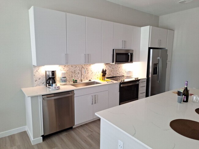 Foto del edificio - Your urban prairie sanctuary is here! One of a kind apartment homes where art, luxury & convenien...