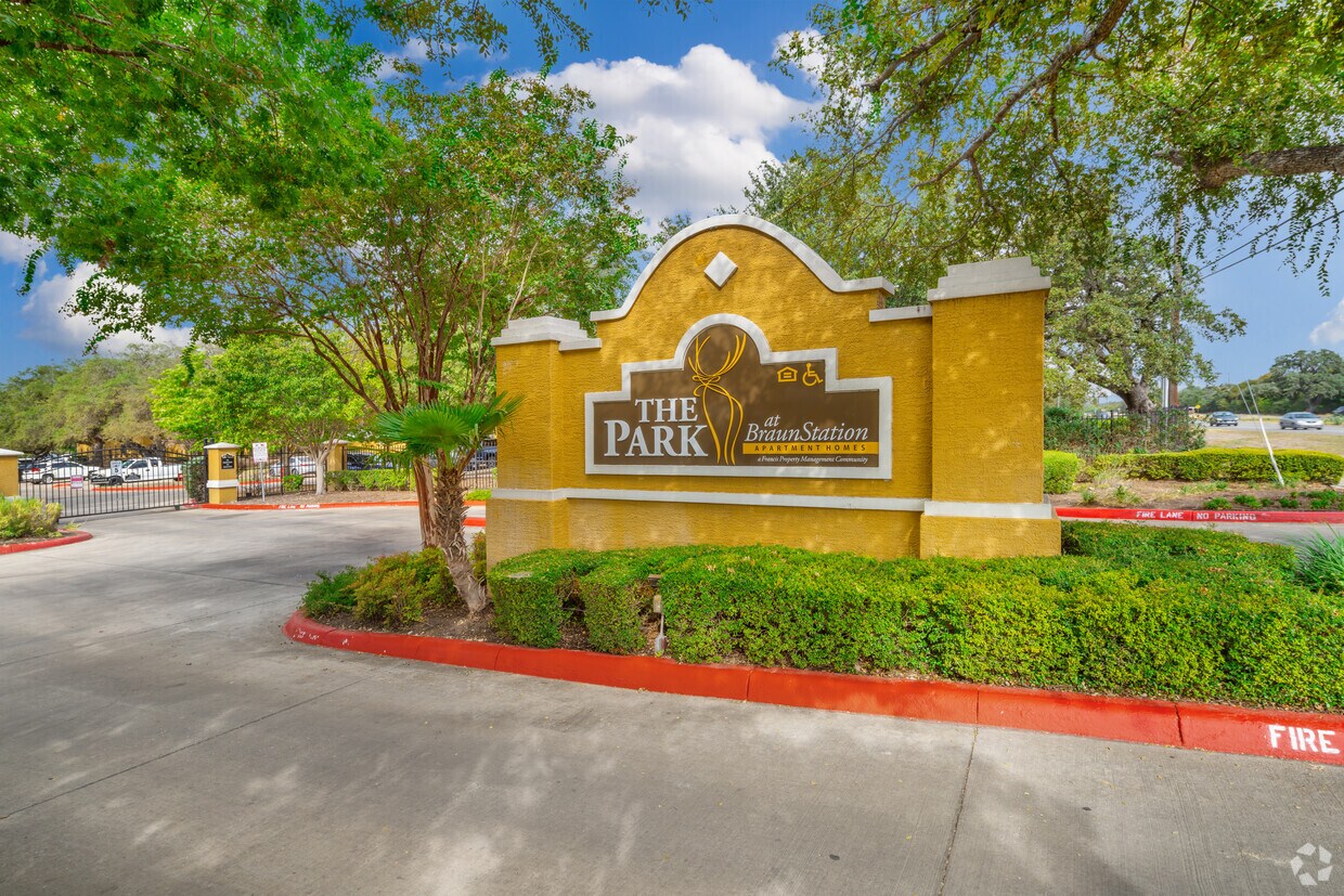 The Park at Braun Station - 9603 Bandera Rd San Antonio, TX 78251