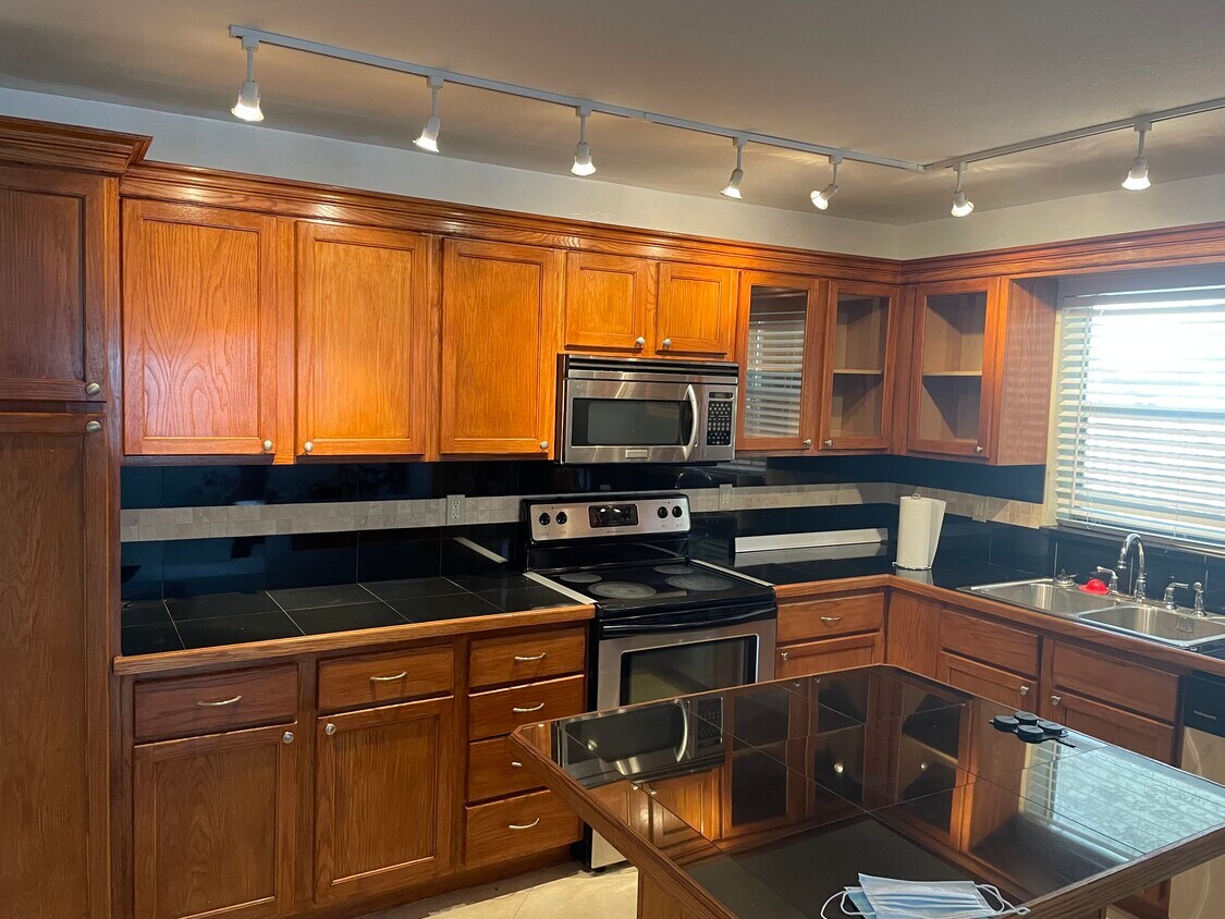 Foto principal - 4528 SW 54th St
