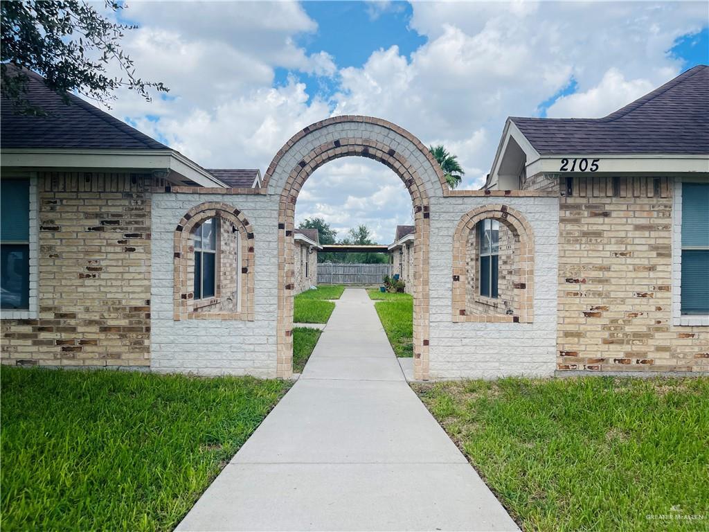 Primary Photo - 2105 W Western Dr