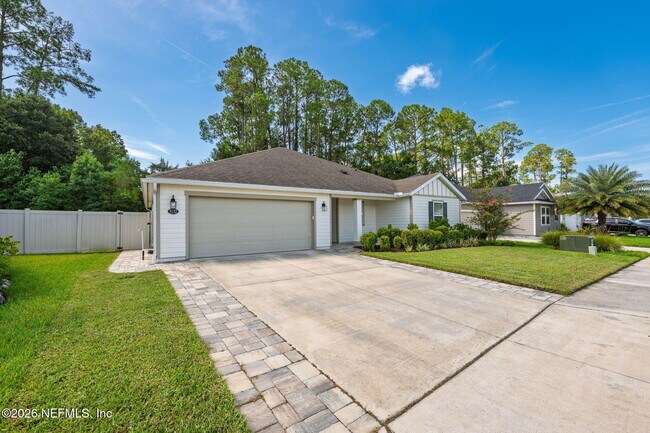 Foto del edificio - 5132 Oak Bend Ave