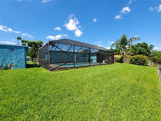 Foto del edificio - 6104 NW 19th Ct