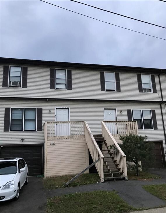 Building Photo - 103 Daytona St