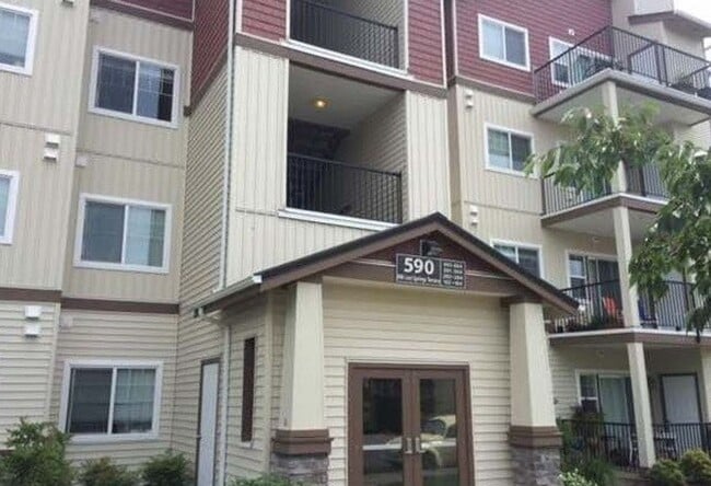 Building Photo - Condo w/ Garage. Close To St. Vincents Hospital, Freeways and Fast Commute To Portland