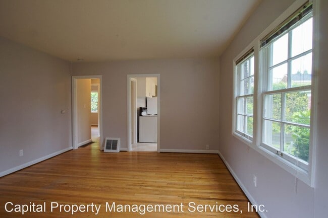 Building Photo - 3803-3855 N Lombard St