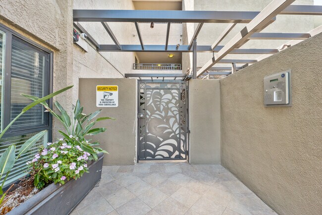 Foto del edificio - 11640 Woodbridge St