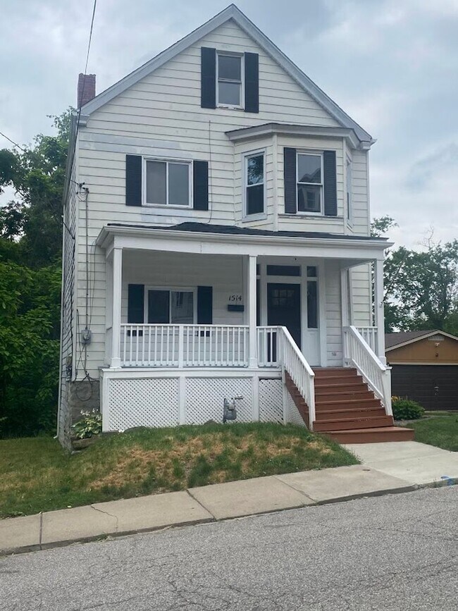 Foto del edificio - 1514 Rutherford Ave