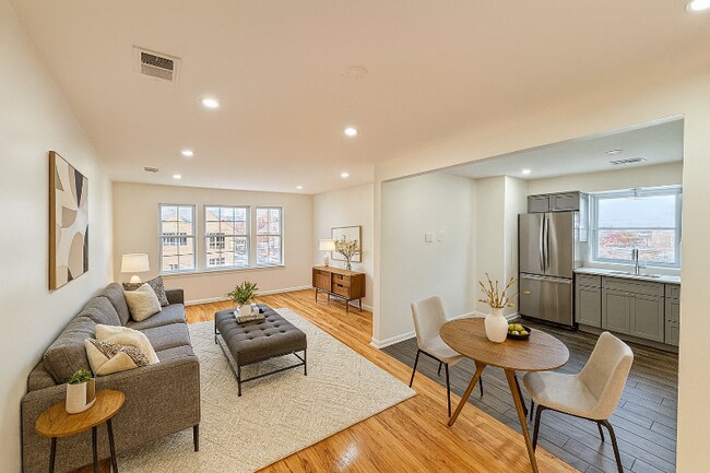 Foto del edificio - 156 Ridgewood Ave