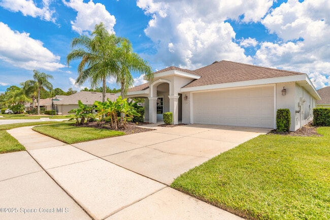 Building Photo - 1442 Areca Palm Dr