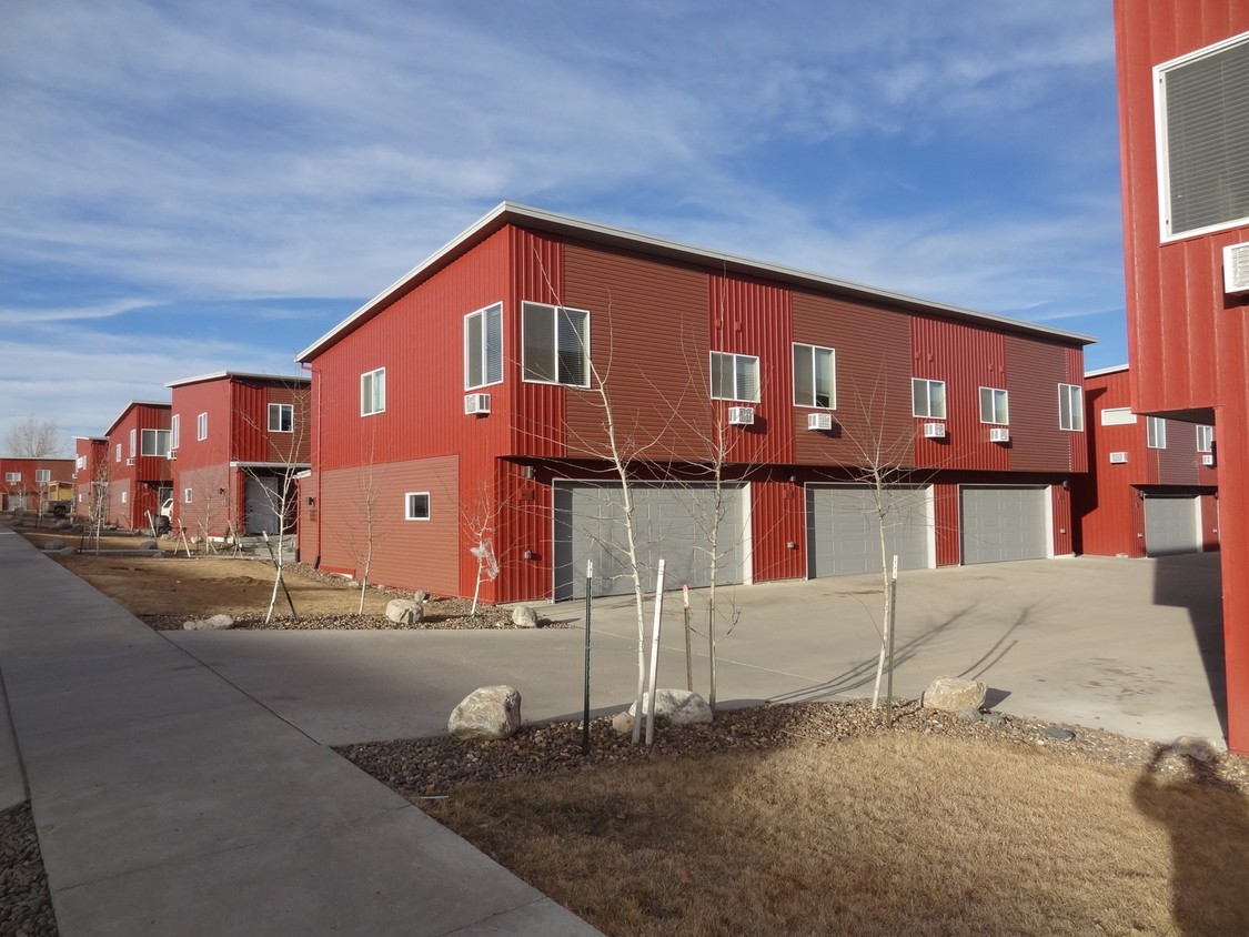 Building Photo - The Aspens Townhomes
