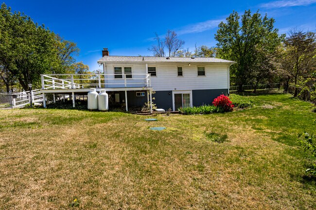 Foto del edificio - 2800 Glen Isle Rd